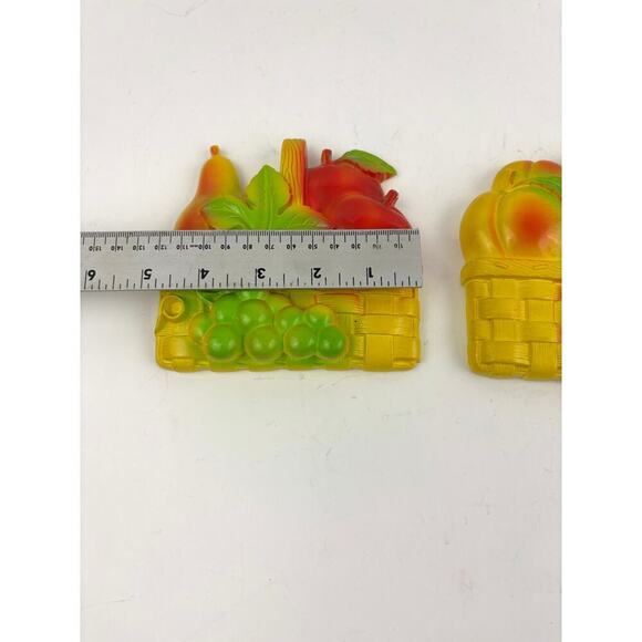 VTG 1970s Miller Studios Chalkware Fruit and Vegetable Basket Wall Hangings - Picture 10 of 16